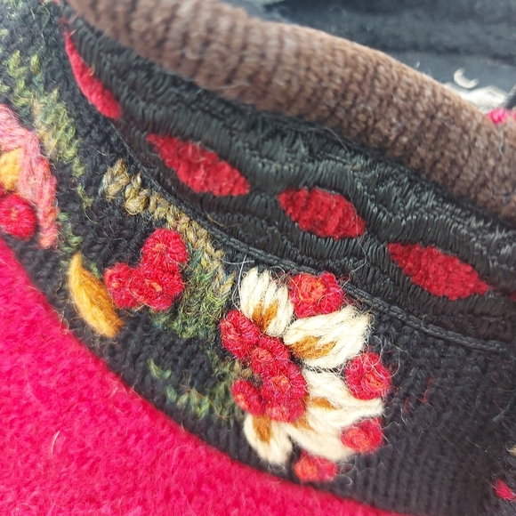 Icelandic Design Wool Sweater Blazer Size Medium Embroidered - Picture 2 of 8